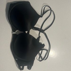 Very cute back bra with front closure.